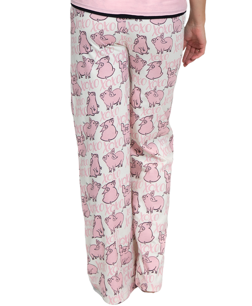 hogs and kisses pj pant on a white background