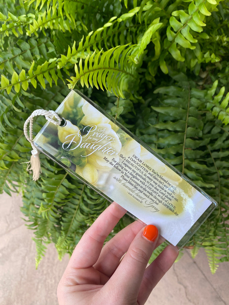 prayer for daughter bookmark on a green fern