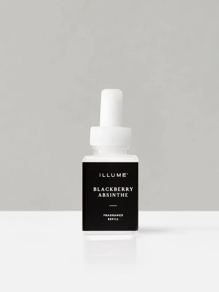 illume blackberry absinthe on a white background