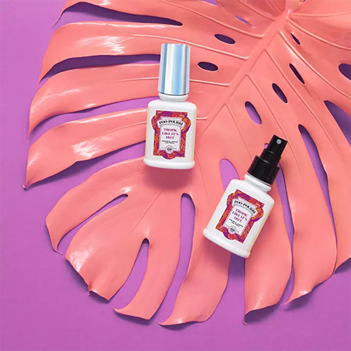 poo-pourri on pink and purple background